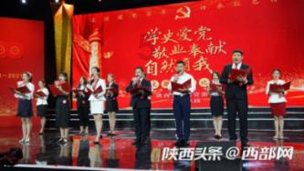 三亚近海发现蓝瓶僧帽水母,毒性较小,可能受季风影响漂流至此