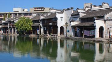 蝙蝠侠：阿甘之城