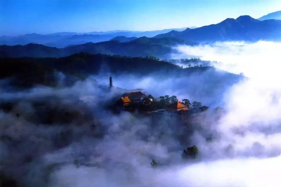 我除了带转换插头外还要带变压器吗游戏画面